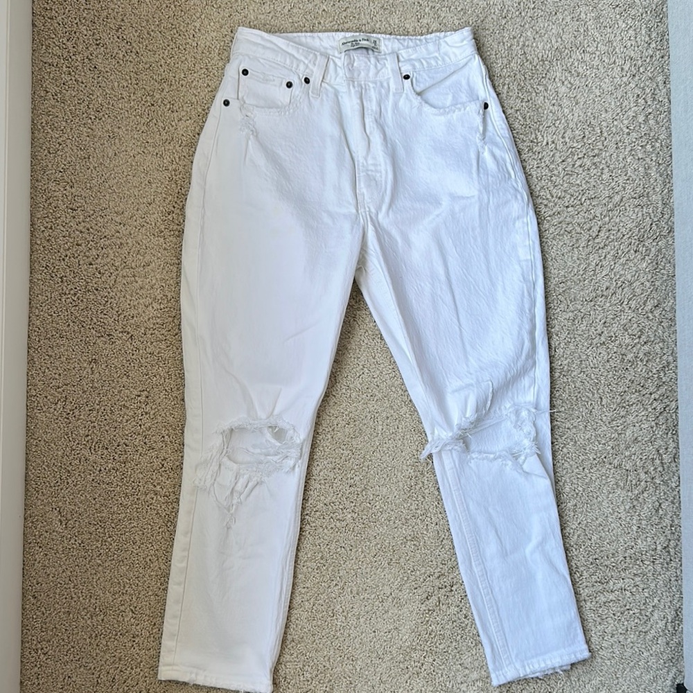 Abercrombie & Fitch White Distressed Women's Jeans